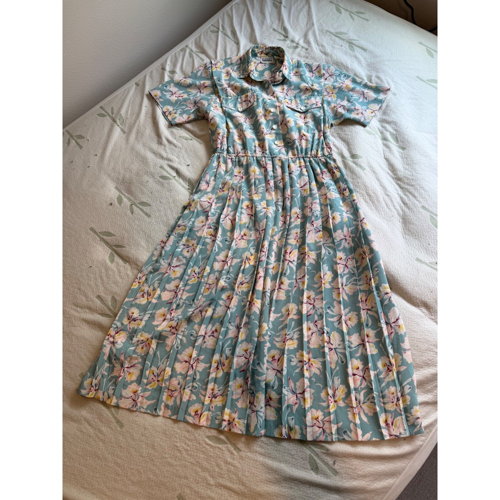 Vintage Classics by Leslie Fay Mint Floral Pleated Midi Shirt Dress Size 8 Retro